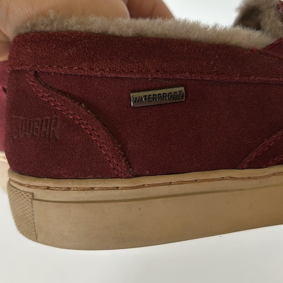 Cougar Women’s 7 Burgundy Slip-On Shoes Cozy Suede Shearling Warm Fall Spring - Picture 9 of 9
